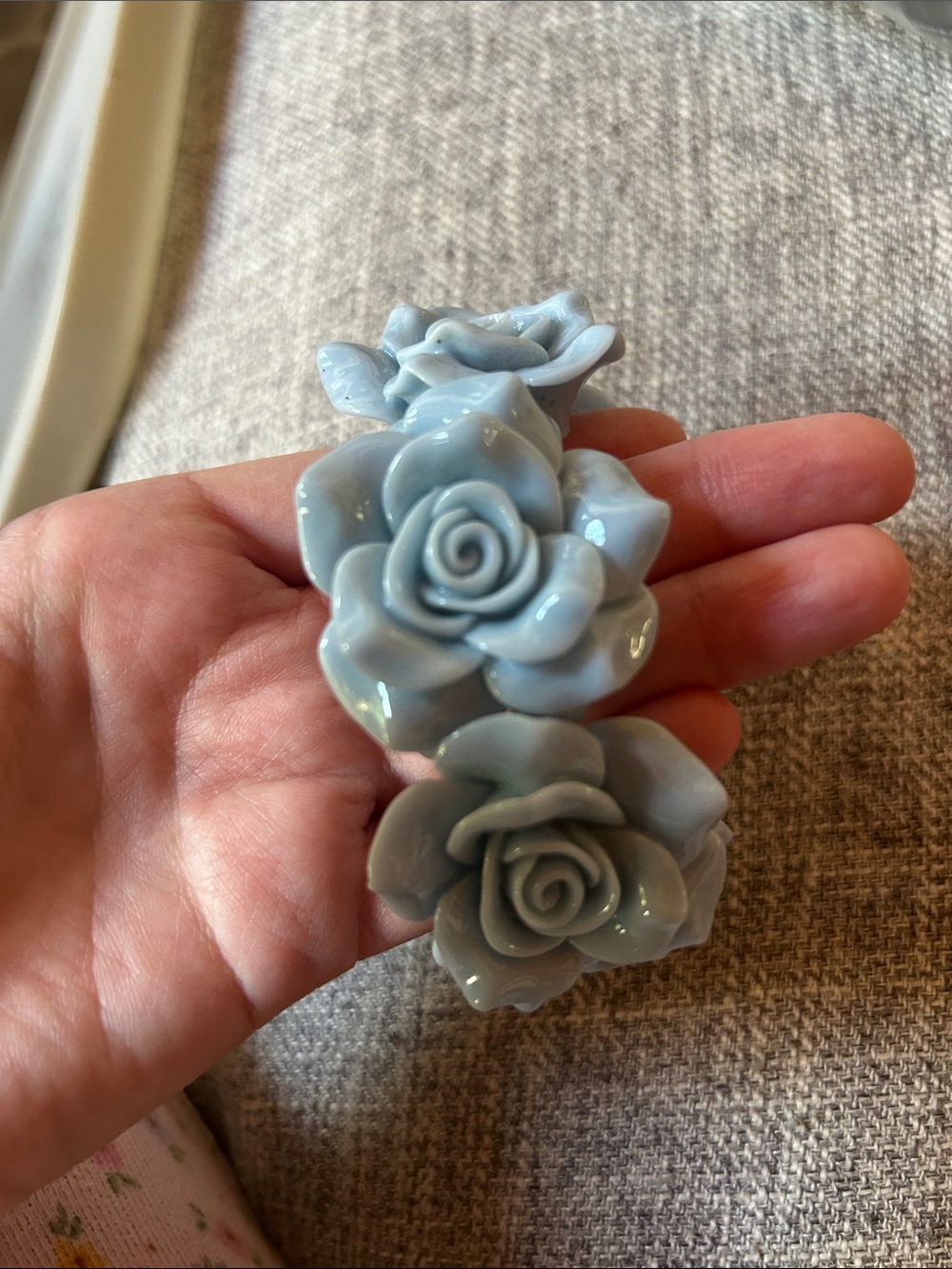 ModCloth Blue Floral Rose Stretch Bracelet - Picture 3 of 3